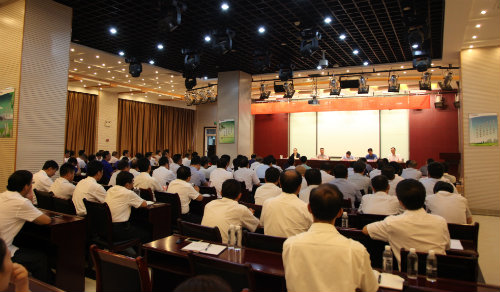 建設集團召開干部大會:陜煤集團黨委副書記、董事尤西蒂宣布公司新一屆領導班子任命