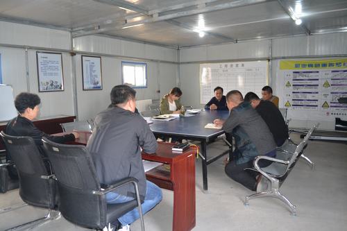 “雙節(jié)”前夕，“三送”到基層