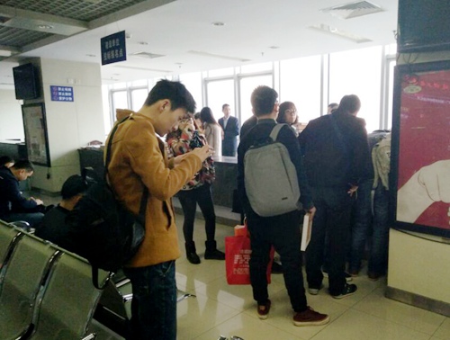 大秦置業(yè)公司:藍(lán)山水岸項目施工招標(biāo)資格預(yù)審順利進(jìn)行