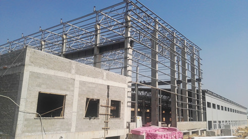 天工公司銅川項(xiàng)目部美鑫項(xiàng)目實(shí)干樹豐碑 建設(shè)出成效