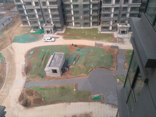 韓城分公司土建一項(xiàng)目部打通施工場區(qū)綠色通道抓緊時(shí)間按期履約