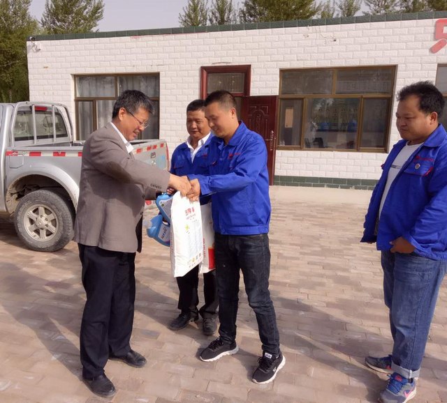 路橋分公司“五一”期間看望慰問一線員工