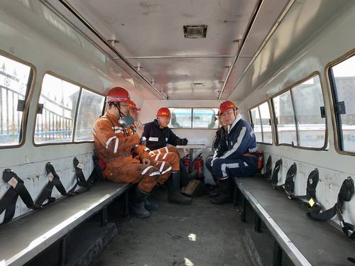 精心部重點突出掘進(jìn)公司打響安全攻堅戰(zhàn)