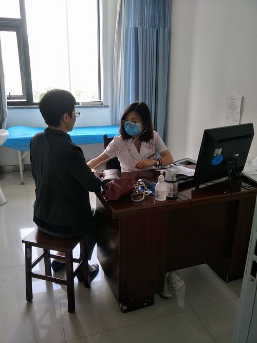 礦建二公司職工體檢一個都不能少