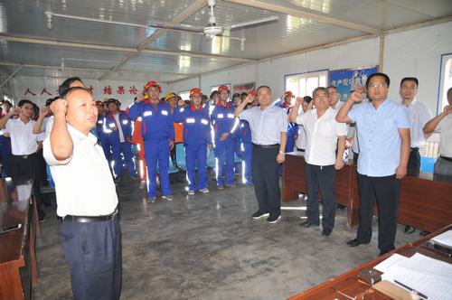 陜煤建設(shè)掘進(jìn)公司:打造“掘進(jìn)鐵軍”誓師會(huì)定目標(biāo) 鼓士氣 提信心