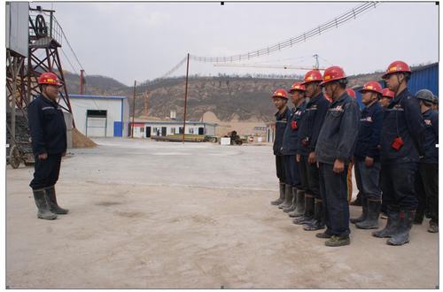 礦建二公司強(qiáng)化責(zé)任落實(shí) 持續(xù)開展安全攻堅(jiān)行動