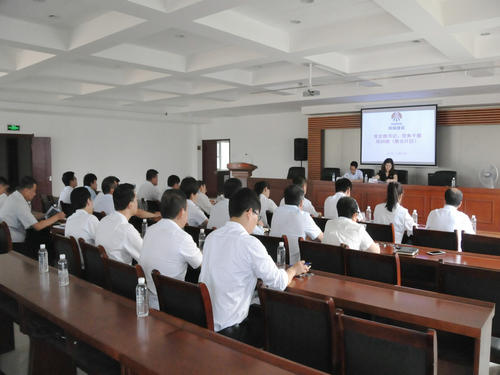 用“黨建套餐”補足精神之鈣