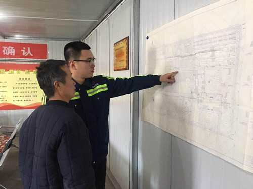 陜煤建設(shè)機(jī)電安裝公司:堅守一線為祖國獻(xiàn)禮