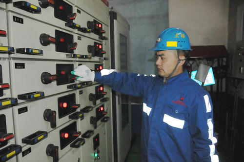 陜煤建設(shè)洗選煤運營公司:“百日安全”中活躍著他們的身影