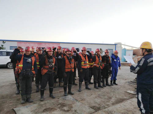 陜煤建設(shè)洗選煤運(yùn)營(yíng)公司:一場(chǎng)“別開(kāi)生面”的班前會(huì)