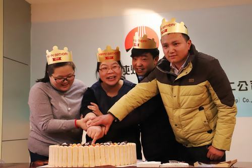 陜煤建設(shè)礦建二公司:黨的旗幟飄揚(yáng)在一線