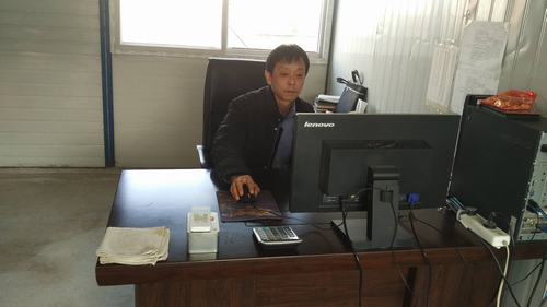 記陜煤建設澄合分公司首個公路項目默默奉獻的建設者