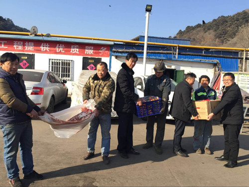 冬日送祝福  情暖職工心