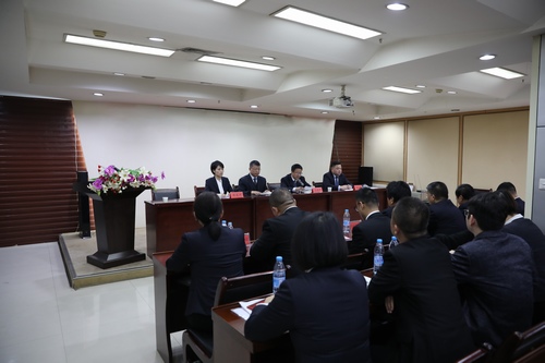 路橋分公司召開(kāi)“講、敢、改”專題教育和違規(guī)收送禮金專項(xiàng)整治再動(dòng)員會(huì)