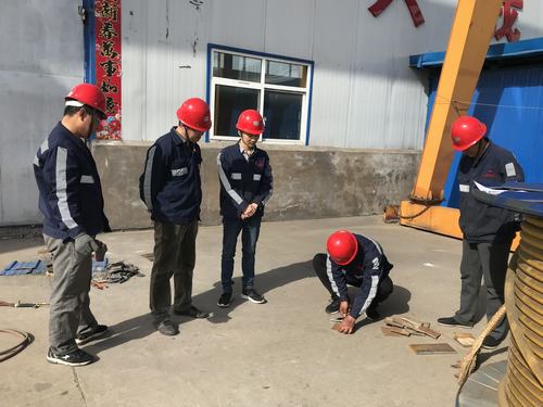 陜煤建設洗選煤運營公司礦山支護材料加工廠：技能比武顯真招