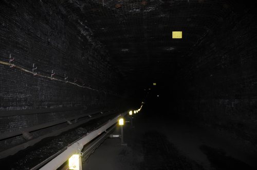 陜煤建設(shè)掘進(jìn)公司:北翼項(xiàng)目部3-1煤輔運(yùn)大巷反掘精準(zhǔn)貫通