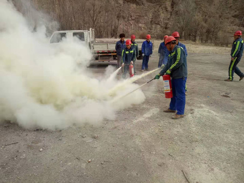 陜煤建設(shè)機(jī)電安裝公司：消防大檢查，我們在行動