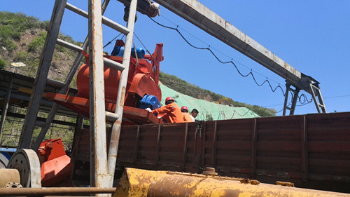 陜煤建設(shè)礦建三公司雙龍項(xiàng)目部把好“三關(guān)”提前實(shí)現(xiàn)雙貫通迎戰(zhàn)安全生產(chǎn)月