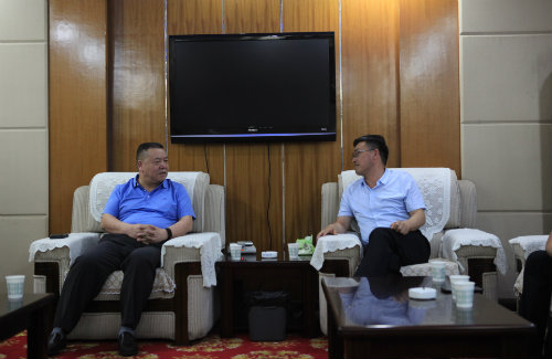 寧興剛一行赴崔家溝煤礦進(jìn)行項(xiàng)目對接