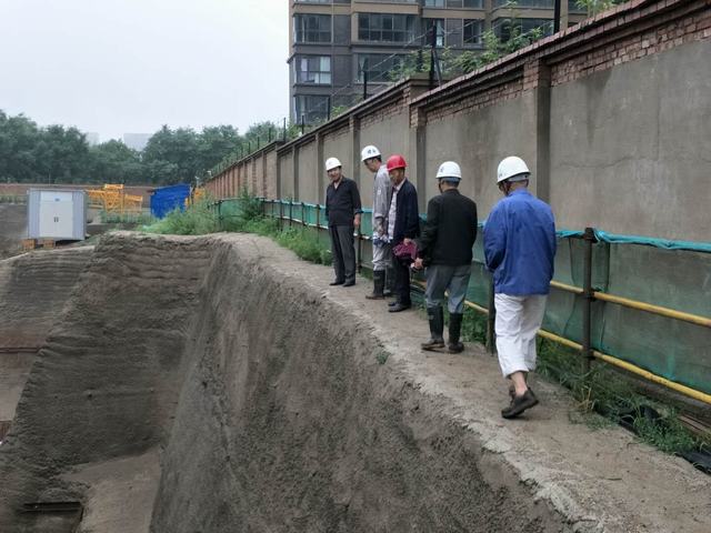 陜煤建設銅川公司各項目部采取措施應對汛期