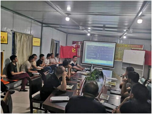 陜煤建設掘進公司:曹家灘項目部提前38天完成順槽施工