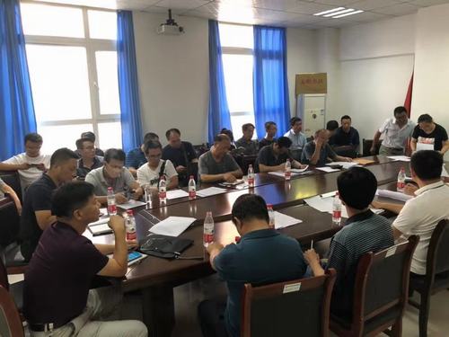 陜煤建設(shè)銅煤公司承建的荔枝苑小區(qū)28#、29#、30#、31#樓順利通過竣工驗(yàn)收