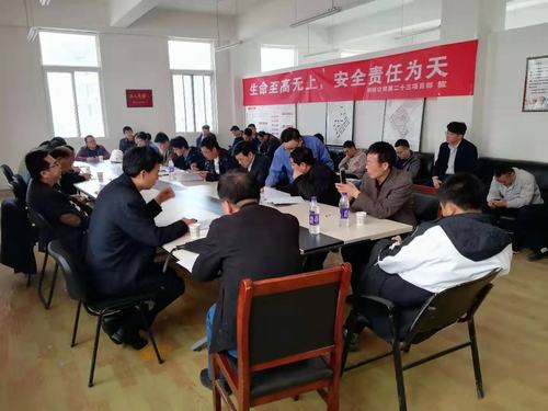 銅煤一、二號(hào)住宅小區(qū)最后一棟住宅樓順利通過(guò)竣工驗(yàn)收！