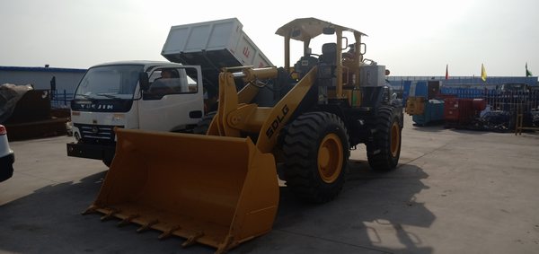 陜煤建設掘進公司:防爆車輛到場投入使用促收尾工程加速