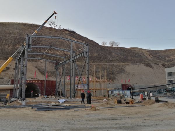 陜煤建設(shè)天工公司安裝三部“三提高”確保冬季施工安全