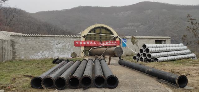 陜煤建設(shè)洗選煤運(yùn)營(yíng)公司安裝第二項(xiàng)目部照金煤礦井下瓦斯管道安裝工程火熱進(jìn)行中