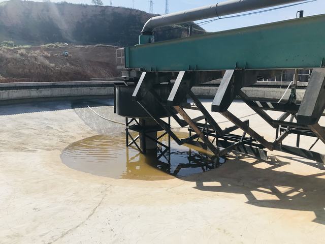 陜煤建設(shè)洗選煤運(yùn)營(yíng)公司安裝第五項(xiàng)目部華奧選煤廠設(shè)備注水試驗(yàn)圓滿成功