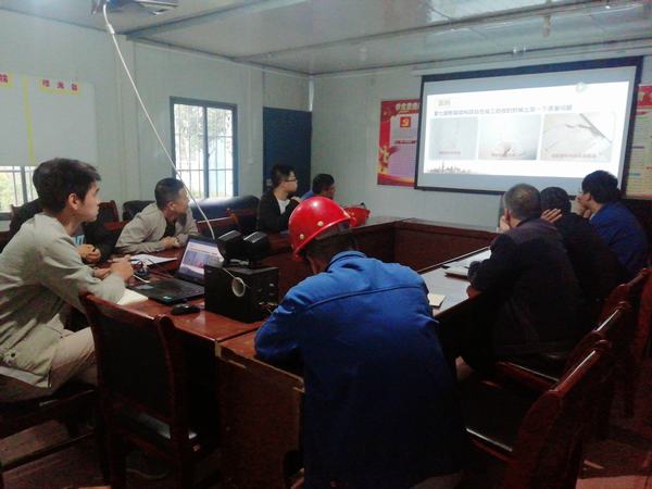 陜煤建設(shè)渭南分公司第五項目部開展“贏在起跑線，補短板、強技術(shù)，學(xué)知識”小課堂