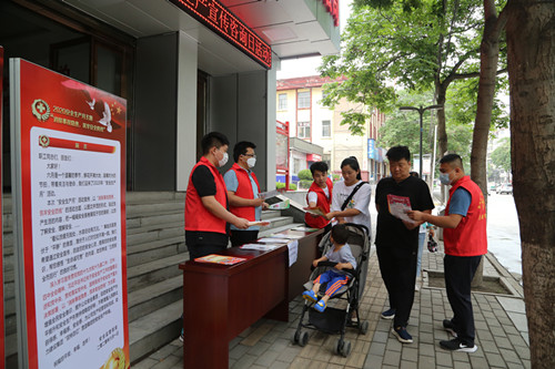 陜煤建設(shè)機(jī)電安裝公司開(kāi)展“安全生產(chǎn)宣傳咨詢?nèi)铡被顒?dòng)