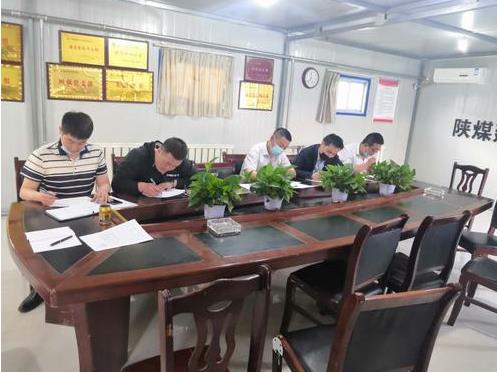 陜煤建設(shè)掘進公司:勇于開拓逆勢而上 上半年利潤產(chǎn)值雙增長