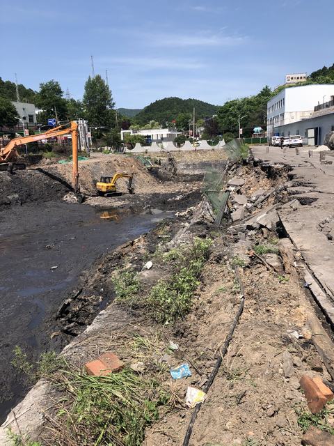 銅川礦業(yè)公司玉華煤礦柴家溝井污水沉淀池護(hù)坡及道路搶修方案設(shè)計(jì)圓滿完成