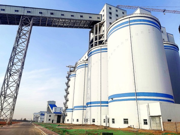 陜煤建設承建的曹家灘選煤廠產(chǎn)品倉、生產(chǎn)指揮管理綜合樓順利通過煤炭行業(yè)“太陽杯”工程復審