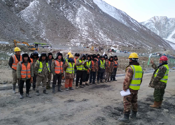 陜煤建設(shè)礦建三公司:開好班前會,彈好安全管理“前奏曲”