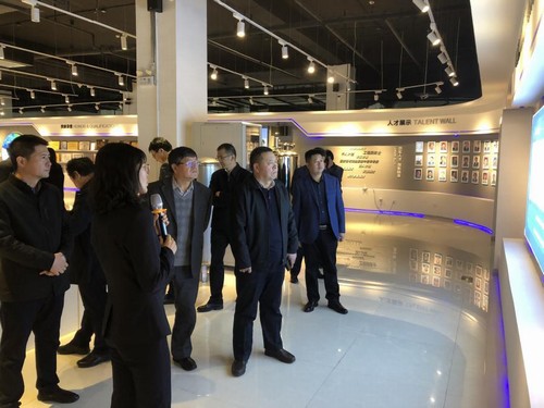 寧興剛、趙敬凱一行赴鄂爾多斯國(guó)家高新區(qū)考察項(xiàng)目