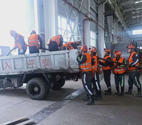 陜煤建設(shè)機電安裝公司承建紅柳林北二盤區(qū)綜采面主供電系統(tǒng)安裝完工