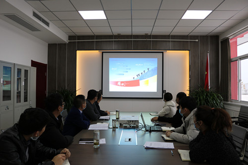 陜煤建設(shè)川耀公司組織學(xué)習(xí)陜煤集團(tuán)新版《企業(yè)文化手冊(cè)》