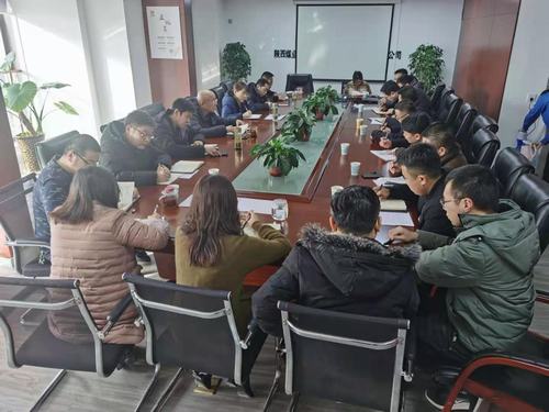 陜煤建設(shè)咸陽(yáng)分公司開(kāi)展“我為公司發(fā)展建言獻(xiàn)策”座談活動(dòng)
