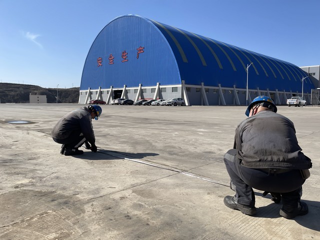 陜煤建設(shè)洗選煤運營公司安裝第五項目部: 堅守崗位度佳節(jié) 年味一分也不減