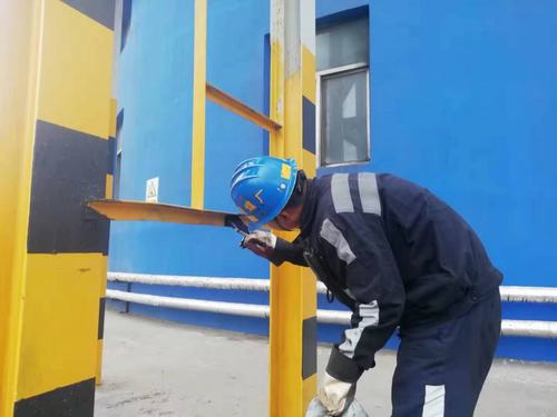 陜煤建設(shè)洗選煤運(yùn)營公司紅柳林洗煤廠項(xiàng)目部：推進(jìn)質(zhì)量標(biāo)準(zhǔn)化，廠房設(shè)備換“新衣”