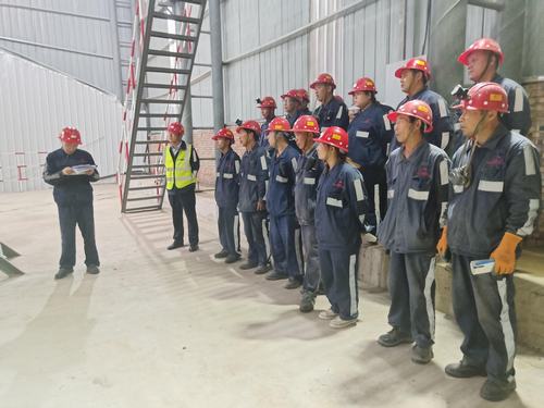 陜煤建設(shè)洗選煤運營公司銅川制沙運營項目部以學(xué)促用強本領(lǐng)、促生產(chǎn)、保安全