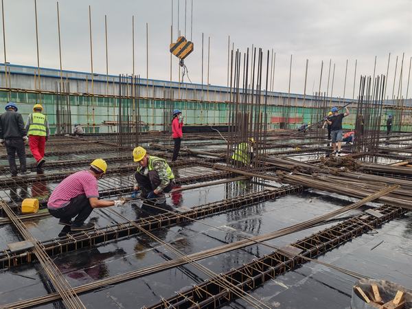 陜煤建設(shè)韓城分公司土建五項(xiàng)目部“三部曲”為勞動(dòng)競(jìng)賽“增磚添瓦”