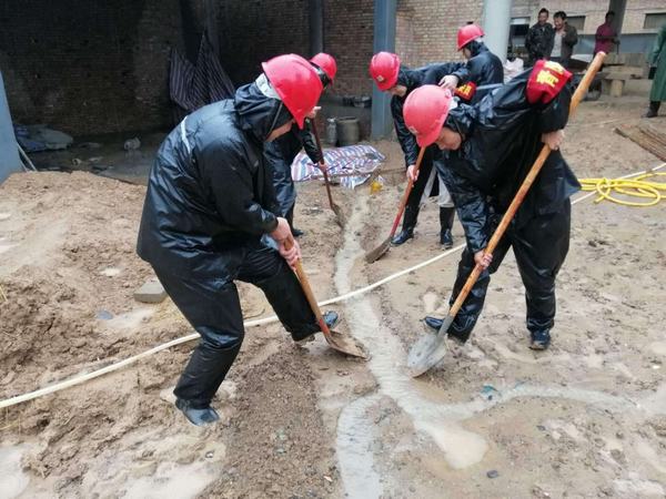 陜煤建設(shè)韓城分公司土建四項目部“三嚴(yán)三實”筑牢防汛堤壩