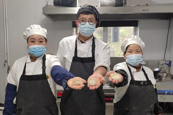 陜煤建設(shè)礦建二公司:嚴(yán)防疫情暖人心冬至套餐有點(diǎn)甜