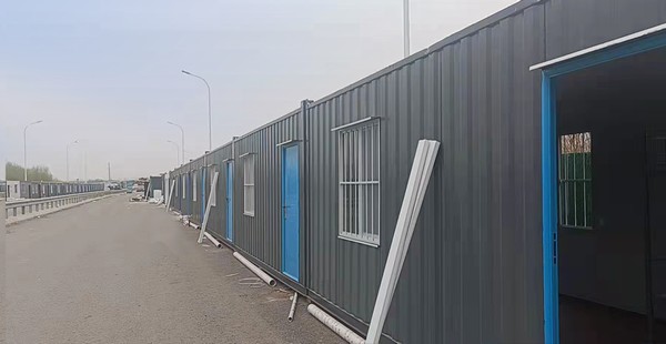 陜煤建設(shè)洗選煤運營公司第六項目部積極援建方艙醫(yī)院