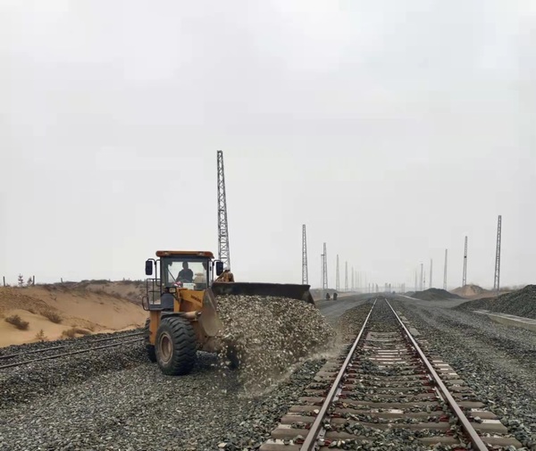 陜煤建設(shè)路橋分公司各基層項(xiàng)目步步為營(yíng)沖刺復(fù)工復(fù)產(chǎn)“開(kāi)門(mén)紅”