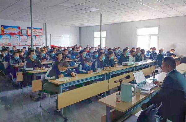 陜煤建設(shè)洗選煤運營公司深入開展全員安全生產(chǎn)“大學習、大培訓”